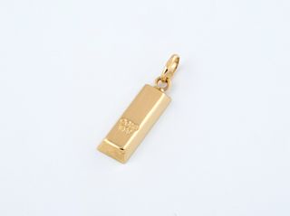 colgante oro 18k