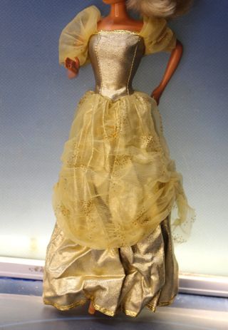 Set Bella (La Bella e la Bestia, Disney) per Barbie di Mattel