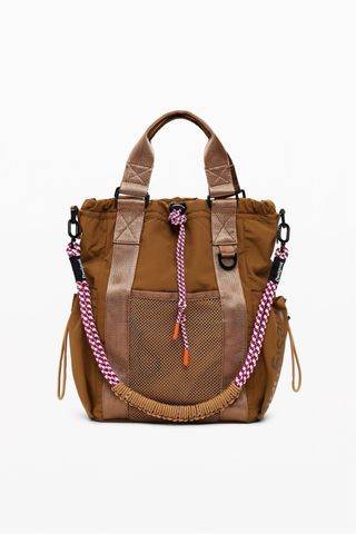 Mochila Desigual multiposición marrón