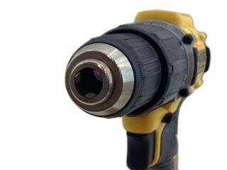 taladro a bateria dewalt dcd100yp2t