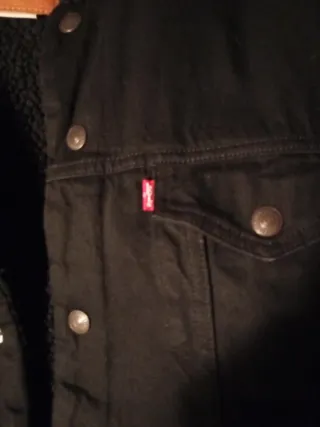 Cazadora Levi's Borrego Negra