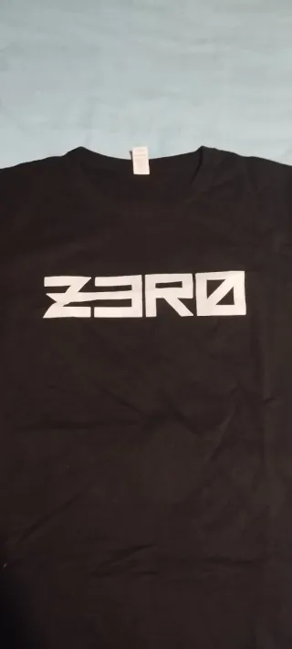 Camiseta ZERO negra