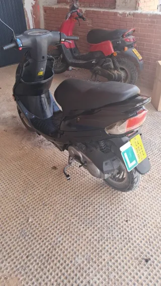 Moto 49cc Peugeot vendo o Cambio por una de marcha