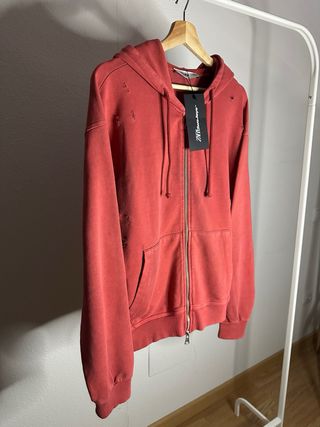 Sudadera Two Jeys con cremallera y capucha talla M