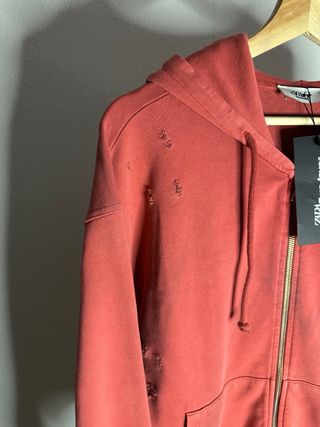 Sudadera Two Jeys con cremallera y capucha talla M