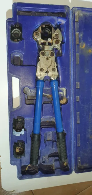 Prensa Multicapa  con cabezal rotatorio