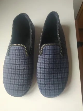 Zapatillas de  casa sin estrenar Hechas 100% Itali