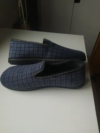 Zapatillas de  casa sin estrenar Hechas 100% Itali