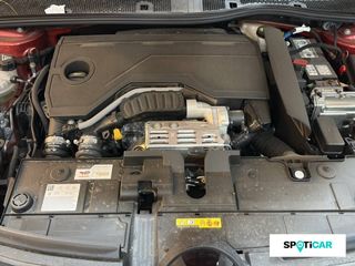 Citroën C4  Hybrid 136 e-DCS6 Max