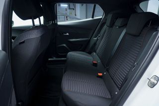 Peugeot 2008 ACTIVE PACK BEV 100KW 136 CV 5P