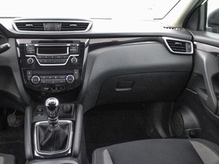 NISSAN QASHQAI 1.2 DIG-T VISIA 115 5P