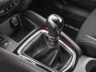 NISSAN QASHQAI 1.2 DIG-T VISIA 115 5P