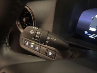 TOYOTA C-HR 2.0 PHEV HYBRID ADVANCE CVT 223 5P