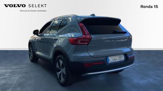 VOLVO XC40 2.0 B3 MHEV CORE DCT 5P