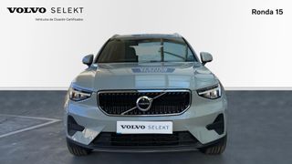 VOLVO XC40 2.0 B3 MHEV CORE DCT 5P