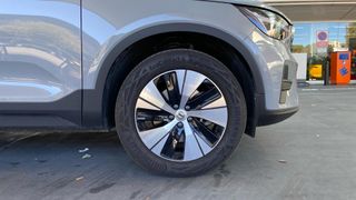 VOLVO XC40 2.0 B3 MHEV CORE DCT 5P