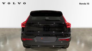VOLVO XC40 2.0 B3 MHEV BLACK EDITION PLUS DCT 5P