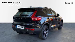 VOLVO XC40 2.0 B3 MHEV PLUS DARK DCT 5P