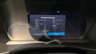 VOLVO XC40 2.0 B3 PLUS DARK AUTO 5P