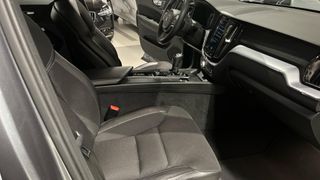 VOLVO XC60 2.0 D3 MOMENTUM 150 5P