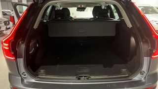 VOLVO XC60 2.0 D3 MOMENTUM 150 5P
