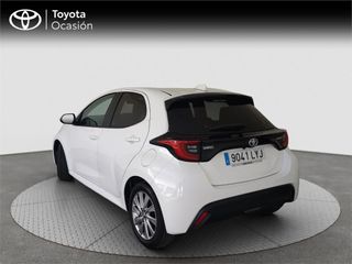 TOYOTA Yaris 5 Puertas Active Tech 120H Automático (e-CVT)