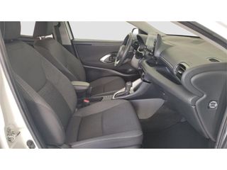 TOYOTA Yaris 5 Puertas Active Tech 120H Automático (e-CVT)