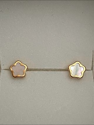 Pendientes oro de ley Flor de Nacar NUEVOS