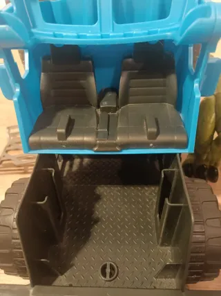 Imaginext Jurassic World Camión Dinosaurio