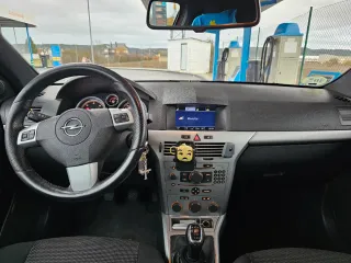 Opel Astra 2009