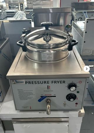 Freidora a presión 643862784