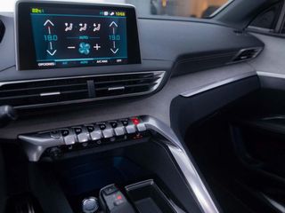 Peugeot 3008 Hybrid 300 e-EAT8 GT Pack