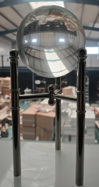 Bola de cristal maciza con soporte