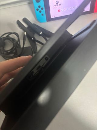 Nintendo Switch + FIFA 23 Legacy Edition