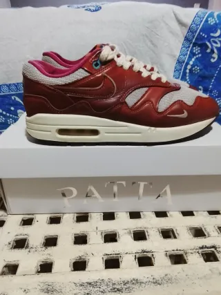 Zapatillas Nike Air Max Patta Rojas y Grises