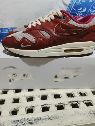 Zapatillas Nike Air Max Patta Rojas y Grises