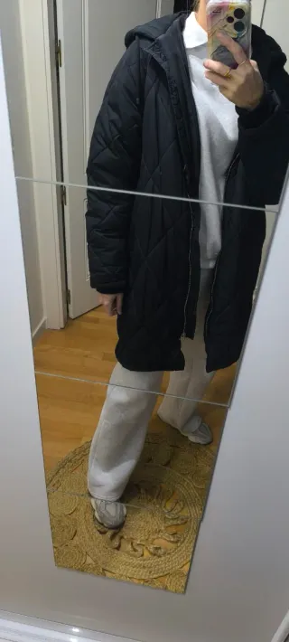 Abrigo acolchado mujer negro