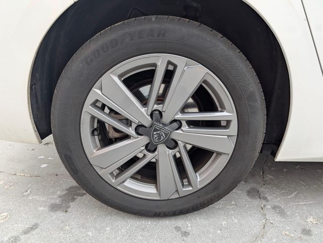 PEUGEOT 308 5P Active Pack BlueHDi 130 S&S EAT8