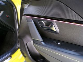 PEUGEOT e-208 GT Eléctrico 156 (115 Kw)