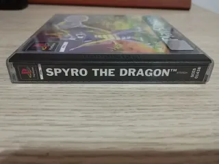 Spyro the Dragon PS1 PSX PSONE PLAYSTATION