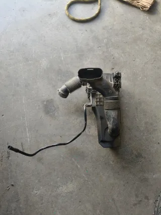 Caja filtro Ford Fiesta VI 1.25 Gasolina