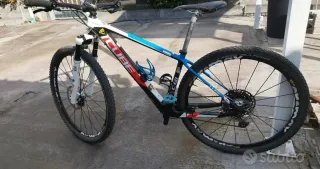 Bici Cube C68 Carbonio
