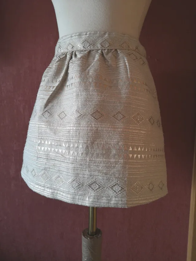 Falda oro y marfil talla M