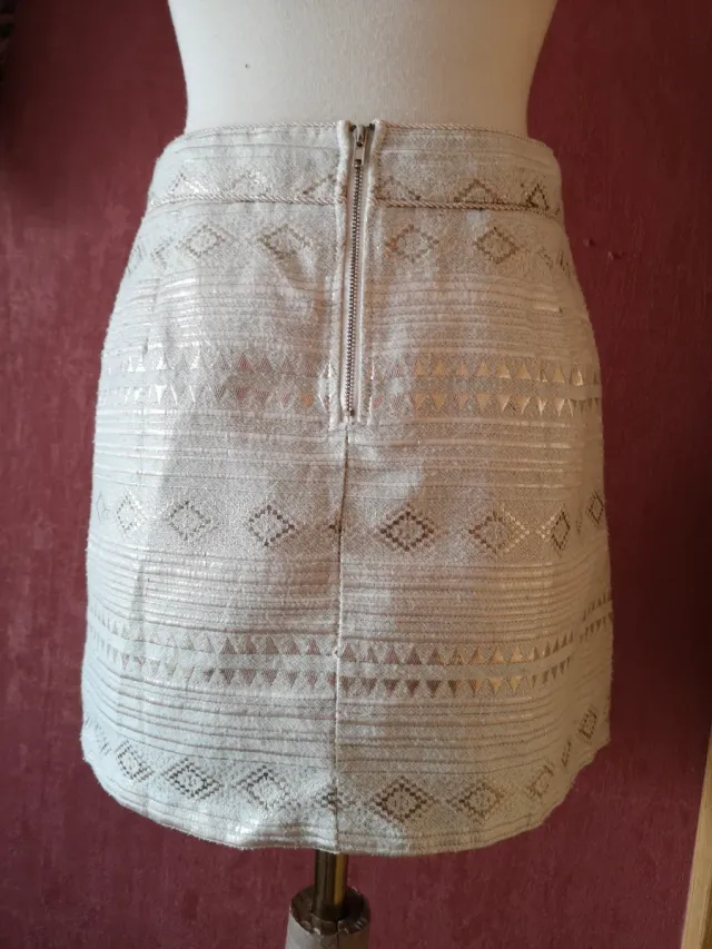 Falda oro y marfil talla M