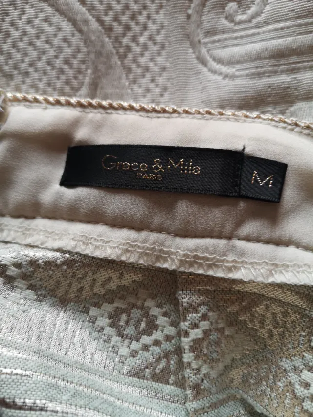 Falda oro y marfil talla M