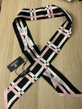Foulard in seta Chanel
