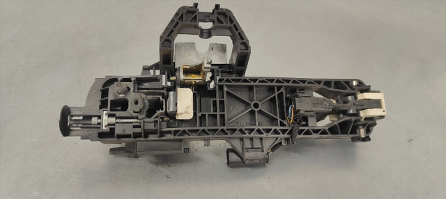 MANETA EXTERIOR DELANTERA DERECHA MERCEDES-BENZ C