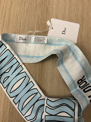 Foulard Dior in Seta Azzurro