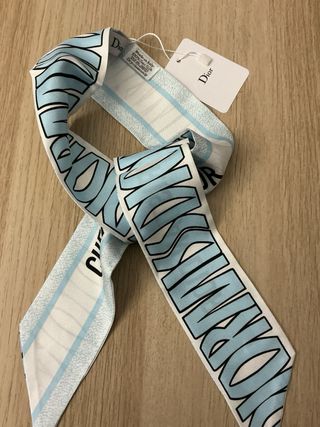 Foulard Dior in Seta Azzurro