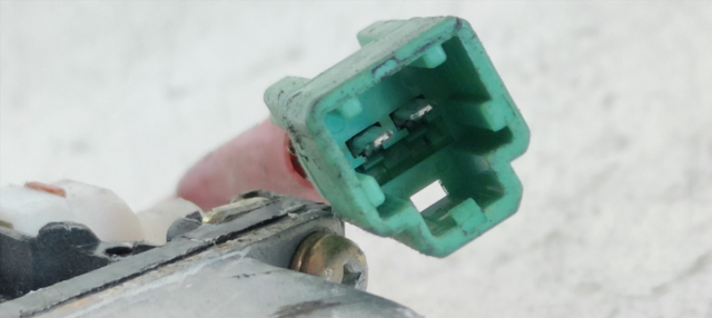 ELEVALUNAS TRASERO DERECHO HONDA CR-V (RD8) EX